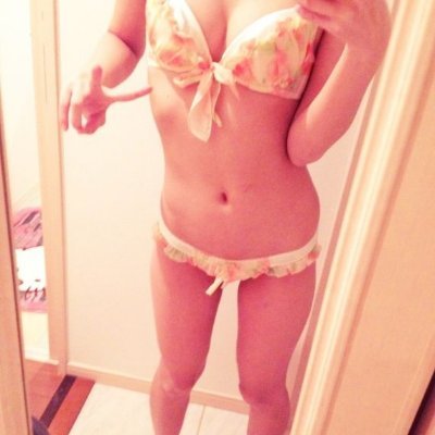 lzi1517461's profile picture. 放送部三年生
オカズ
ここで丸見え配信してます

https://t.co/VVSHCuWmm0