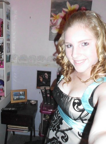 AusChick18's profile picture. Chase your dreams, follow the music in your soul leading you where to go :)