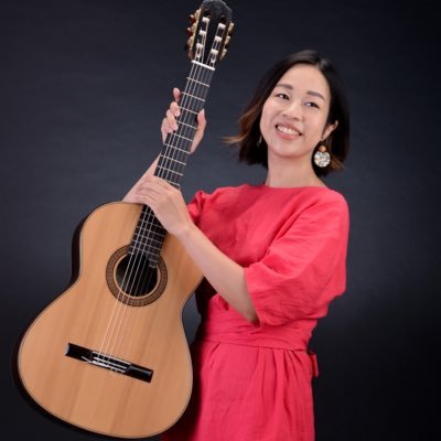 ギタリスト | ヨガ・メンタルコーチ| レッスンは基本オンラインにて行っております。畑初心者🍅移住チャンネル作りました🧑🌾 https://t.co/nAsAJQCaFG