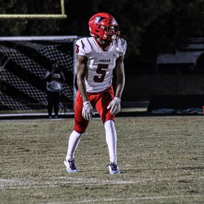 Jordan HS|4.1 gpa|2025 WR/LB| NCAA ID: 2403253291| DAC-VI All-Conference| 6’3 205lbs| gmail: joegriffin586@gmail.com|Phone : (919)-536-9087| 🏈⚽⚾