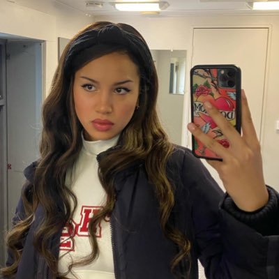 prttygina's profile picture. 