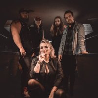 Diamonds and Whiskey (@diamondswhiskey) 's Twitter Profile