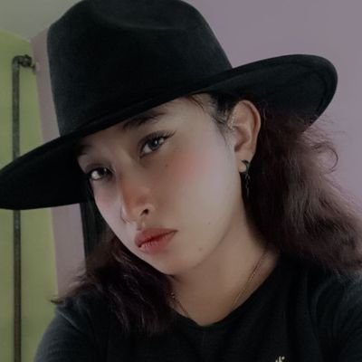 marypequea2002's profile picture. Mary peque México 🇲🇽❤️
15-03-2002

Enamorada de Mi equipo Tuzos, Fuerza 
                       💙 PACHUCA. 🤍