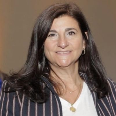 Licenciada en Turismo. Especialista en Políticas Públicas. Docente universitaria. Presidenta Ente Mendoza Turismo del Gobierno de Mendoza. 🇦🇷