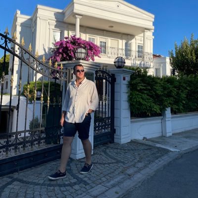 IThasann's profile picture. 