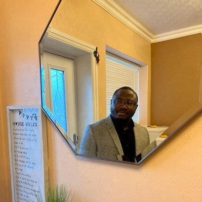 EM CONSULTANT | ARSENAL | NIGERIAN |BRITISH : Re-tweet not endorsement. 🇳🇬 🇬🇧
