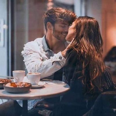 Mujhe hazaro ki zaroorat nhi hai
Mere liye sirf tum kaafi ho @maansi98 ❤❤