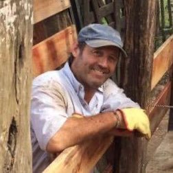 Agustnsoler622's profile picture. Vivi y deja vivir