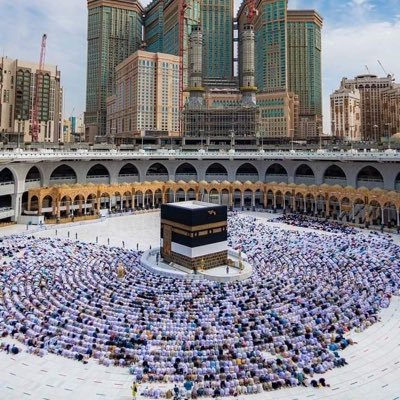 ( حساب شخصي ) أسأل الله أن يجعلني وإياكم ممن غُفرت ذنوبهم وسُترت عيوبهم ورزقوا الجنة .