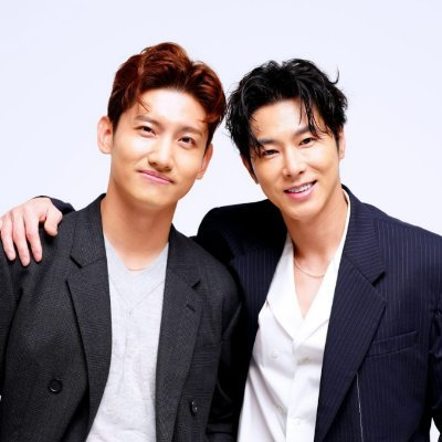 アカウント作りなおした☻ 2011年から東方神起が大好き♡ ユノとチャンミンの幸せが私の幸せ!