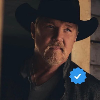 Trace Adkins fans page 🌹💕🎶📖Luke 6:31 👉 Do to others as you would have them do to you…kindly follow back my fans page🙏