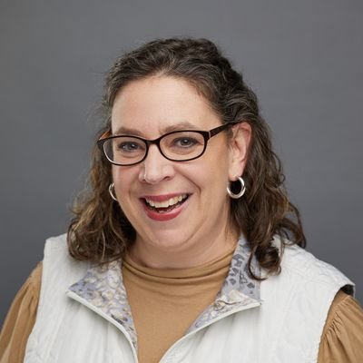 CaraTheTchr's profile picture. Tech Director💻, teacher❤️ & Learner💡 👀 📚, #edtech #blendedlearning #StudentEngagement #coffeeeduROC ☕️; HP ⚡👓; she/her Views are my own