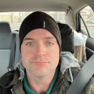 LazyartMarine's profile picture. sometimes I draw, usually too lazy to finish it