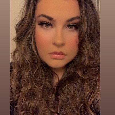 DizzleDomz's profile picture. Applied Theatre Graduate. Lamda & Theatre facilitator @ Ayers Clark Theatre school