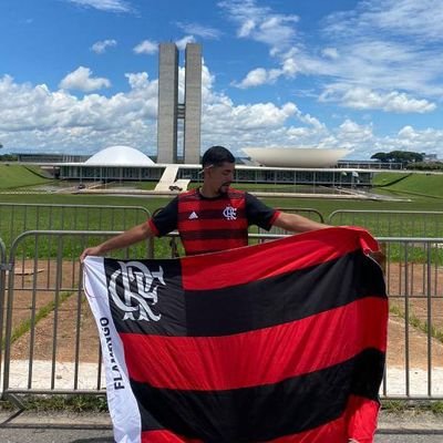Pai da Julia❤
pai do Max🐶🏴
                                                   Acima de tudo Rubro-negro🔴⚫️ @Flamengo  blessend🙏