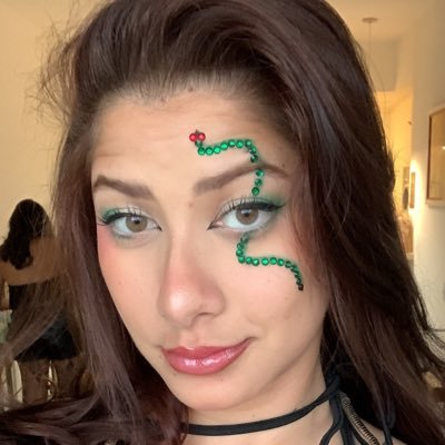 Dudswoww's profile picture. acho que usei todo meu potencial na infância e não sobrou nada pro restante da vida