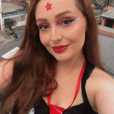 29. Meio fc, meio pessoal (Nesse perfil falamos de Ryan Ross, Z Berg, MCR, IDKHow, Fresno, Medicina, Gatos e mal de bolsominion) - ela/dela - she/her