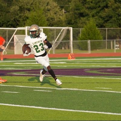 Lincoln High School 🔰 class of 2024 | db | 5’11 | 160 pounds coaches: @MrEliDubble @tysonjimmie @CoachMcCrayLHS Cell :8509338679 Email Areonyoung@gmail.com