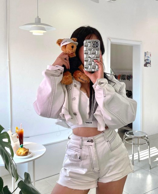 JoeChen336184's profile picture. 彼氏と別れて人肌恋しい🥺前は攻めすぎてバンになったので控えめに⭐フォローしてくれたらDMするね🥰