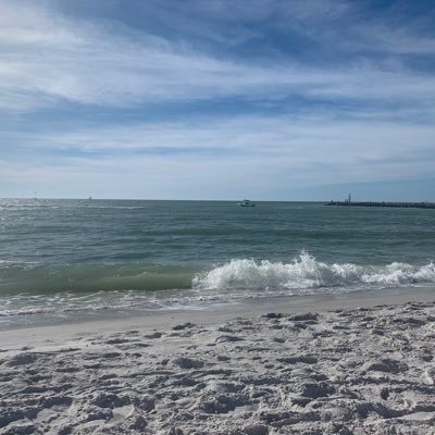 Hi! Im a lover of all things beach/water. ☀️⛱️👙🏖️🏝️CHECK OUT MY SITE!!affiliate links promoted by Karen https://t.co/sGNSD8Btt5 https://t.co/cmSrk9amZW