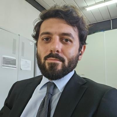 Advogado do twitter e da vida, conselheiro do @mepvr, Mestre pelo @SejaIDP e Residente Jurídico na @uffoficial Direito, opinião e assuntos afins.