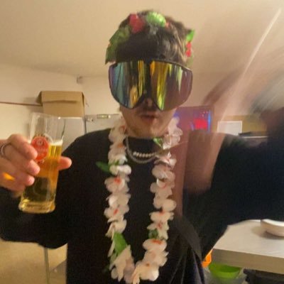 philipxofficial's profile picture. bald beende ich alles und somit den schmerz 🙏