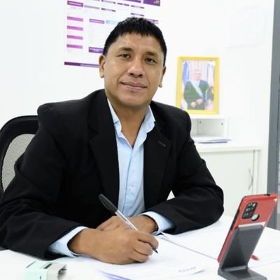 🔴⚪#MilitanteUCR🌵#JUJUY 🇦🇷
DIRECTOR DE BIENESTAR ESTUDIANTIL 
#MinisterioEducación
@GobiernoJujuy
#GMCONDUCCIÓN 💪