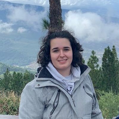paloma_terol's profile picture. Geóloga, geofísica e hidrogeóloga de profesión, que le apasiona pasar el día entre montañas, nadar cual pececillo y no parar de aprender