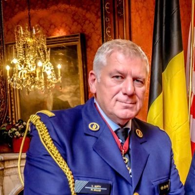 Korpschef Lokale Politie Brugge / De mens in de organisatie / Jazz / Persoonlijke account en dito mening.