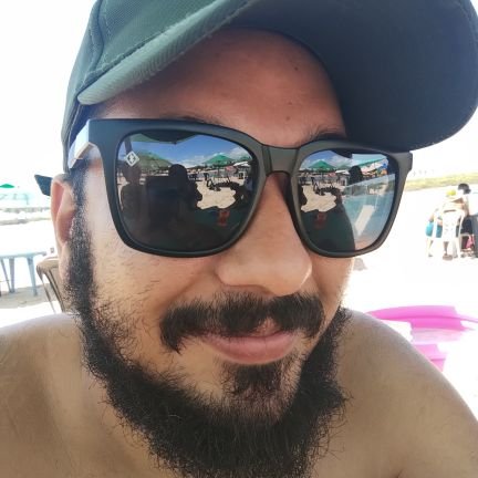 Jornalista, fã dos Titãs e de tudo que envolve esporte e arte. Torcedor do @ecvitoria.
Perfil profissional no LinkedIn.
TikTok: @ganembruno