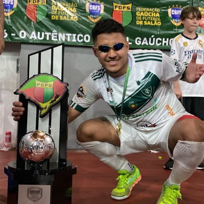 É preciso tentar o impossível para atingir o possível 🙏⚽️