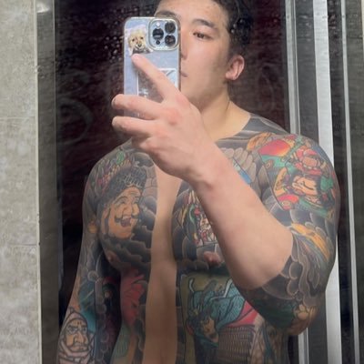 Not your average Korean.. 🇳🇿 big buff boi bussy #lgbt #gay