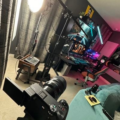 justMeHere_7's profile picture. Just here