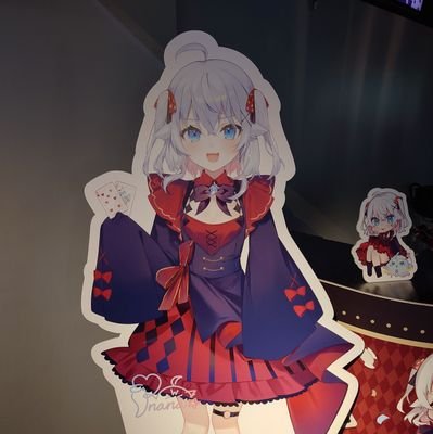 garion_444's profile picture. VTuber好き

個人、箱所属、バ美肉問わず
今現在は配信者ではありません。