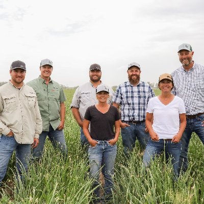 Team of independent, consulting agronomists. 
LG Seed/Beta Seed/KWS Hybrid Rye dealers.