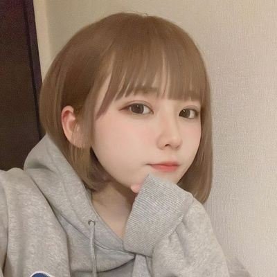 彼氏と別れて人肌恋しい🥺前は攻めすぎてバンになったので控えめに⭐こんな私と遊んでくれる方はDMで連絡下さい♡