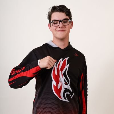 18 | Collegiate Rocket League Player for Carthage College | going pro in 3 years from today | twitch and tiktok @pixlrrl