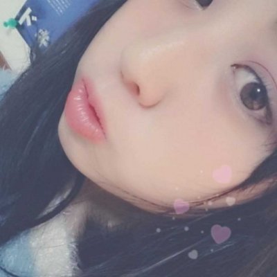 超敏感だから、どこ触られても舐められてもピクピクしちゃうかも💕
優しい人なら年齢とか関係ないんで えっち友達なってくれる方仲良くしてください(*´▽｀*)
えっちしたい人はフォロー＆RTでDMお願いします📬