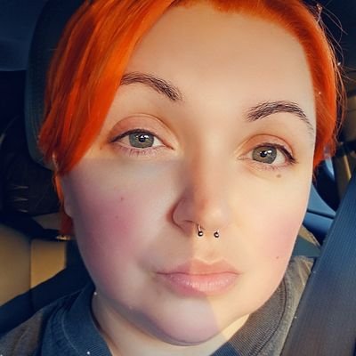 Trash Panda 🐼
Sassy Streamer 👩💻
Unapologetic 🤷♀️
Awkwardly Wholesome 🤹♀️
Not family friendly 🤐🤫
Usually cold, unless hot 🥶🥵