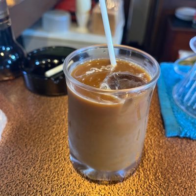 200xqFj's profile picture. スロ垢。滋賀県で仕事終わりのエナ稼働が多めです😈/仮想通貨通貨もやってます💲