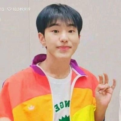 hoshhio's profile picture. this only say the name #seventeen OnlyCarat 🩵🩷