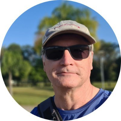 Fundador e CEO da Zeev (ex-SML Brasil), empresa proprietária da plataforma Zeev.