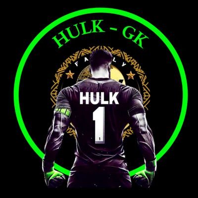 Joueur club pro dans la Team KAMICAGE ❤️🖤
Poste : Gardien
