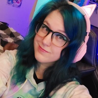 |Twitch affiliate| |Rogue Energy Partner| |Razer Affiliate|
Business Email: cutestcrittertwitch@gmail.com