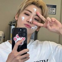 Pao 🇦🇷 (@uvyeol) 's Twitter Profile