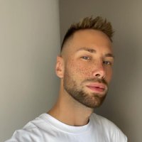 Yoncé (@axel_it) 's Twitter Profile