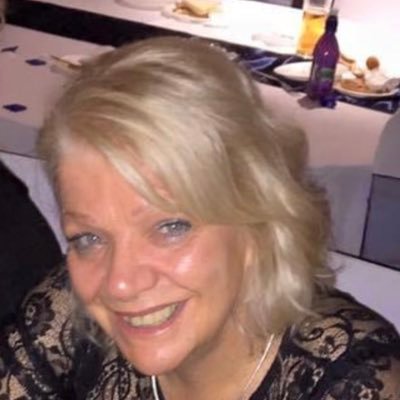 LapworthJackie's profile picture. 