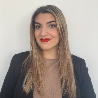 Creadora de contenido | Gestora de contenido en redes sociales | Community Manager | Marketing Digital | Traductora multimedia