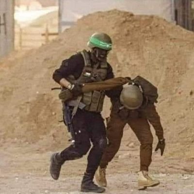 عايش مؤمن بأن الله سيحدث أمراً