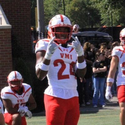 6’2 220 | @dahmoney11221@gmail.com | LineBacker @VMI_Football